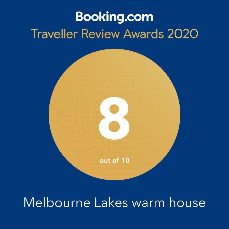 Melbourne Lakes Warm House ภายนอก รูปภาพ